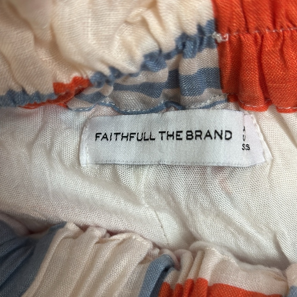 Faithfull the Brand Habana shorts in Ylang print 100% linen high elastic pull on - Picture 5 of 9